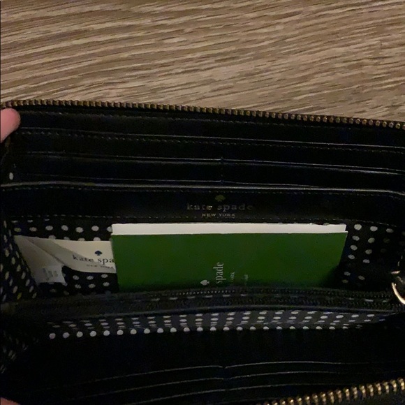 Kate Spade Wilson Road Wallet - Picture 4 of 7